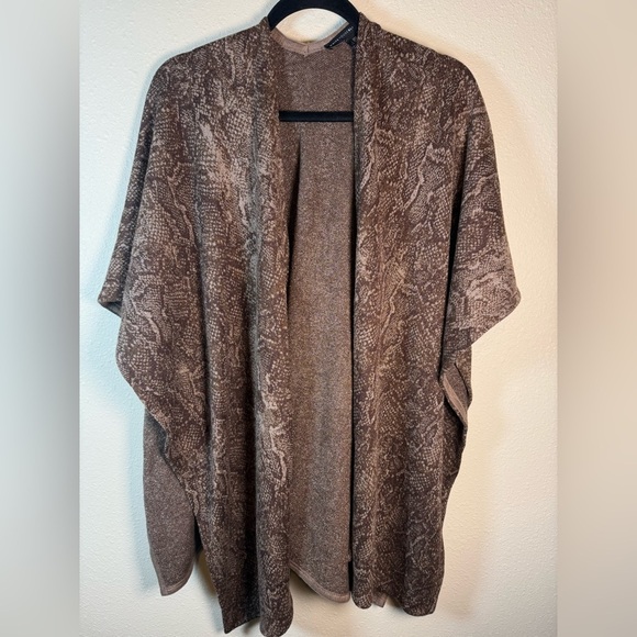 White House Black Market Sweaters - White House Black Market Brown Snake Print Shawl Poncho Metallic One Size Knit